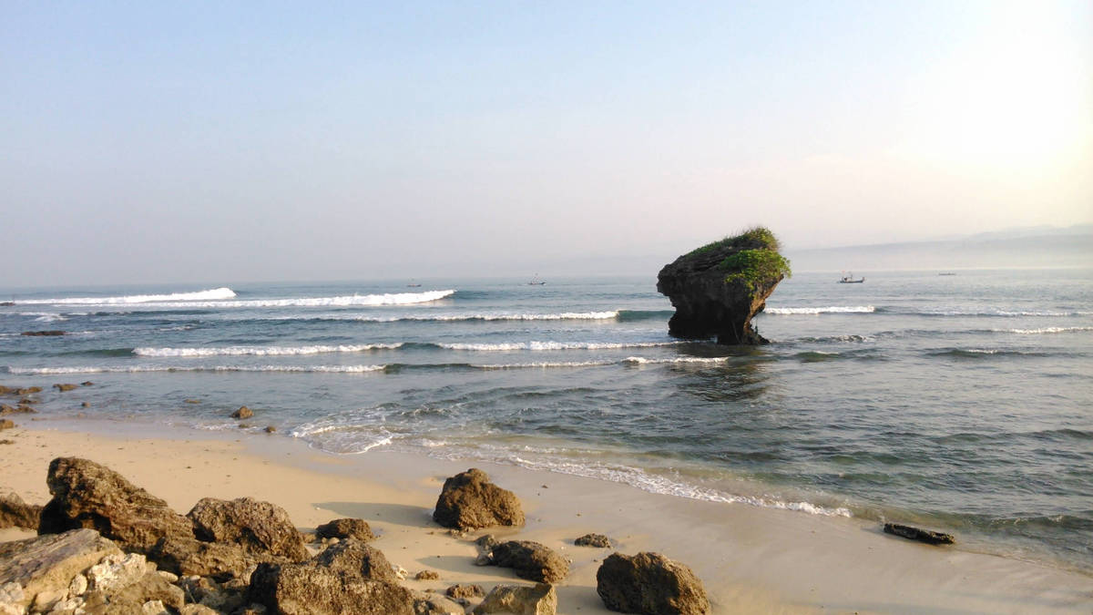 Sentolokawat Beach: Family Fun Paradise in Cilacap